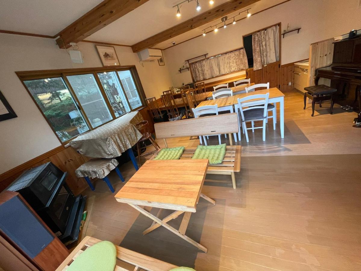 Guest House Chaconne Karuizawa Eksteriør billede